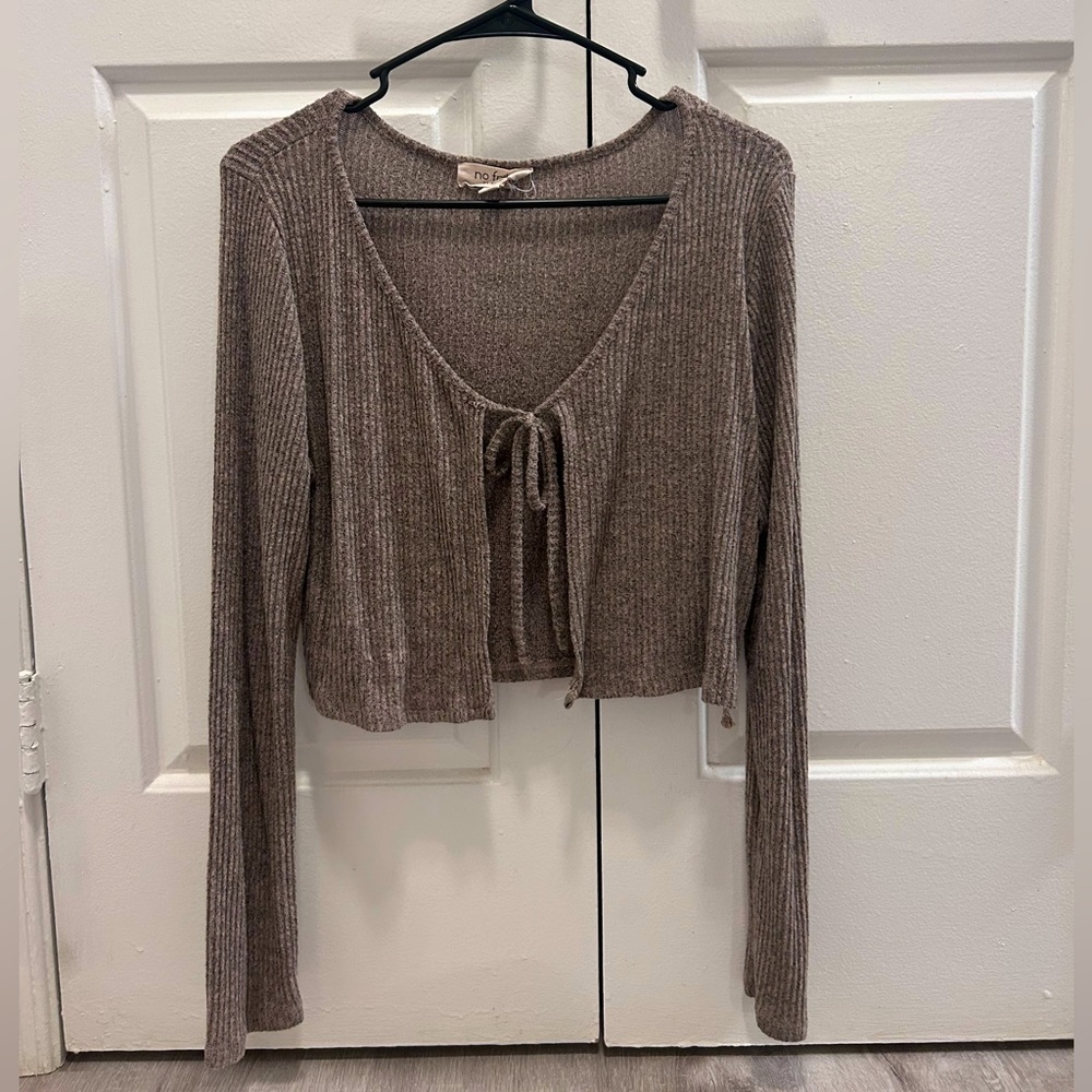 No frills XL ribbed cropped sweater (brown)